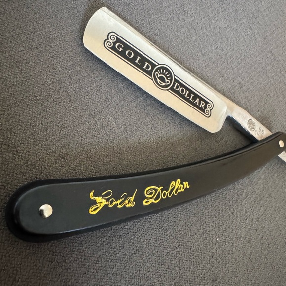 Black Straight Razor - Picture 6 of 7